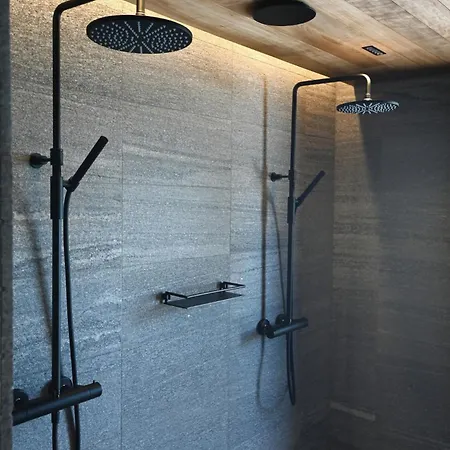 Luxury Utsun Otso Inc Hot Tub *