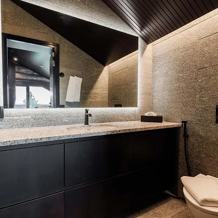 Luxury Utsun Otso Inc Hot Tub Villa