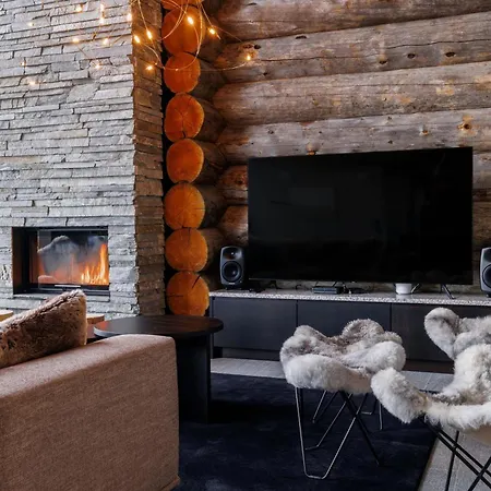 Luxury Utsun Otso Inc Hot Tub * Levi