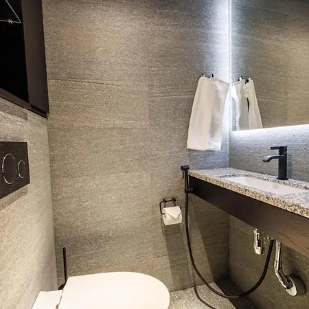 Вилла Luxury Utsun Otso Inc Hot Tub