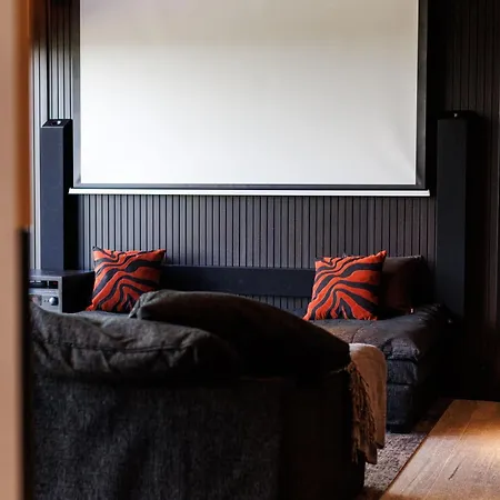 Villa Luxury Utsun Otso Inc Hot Tub