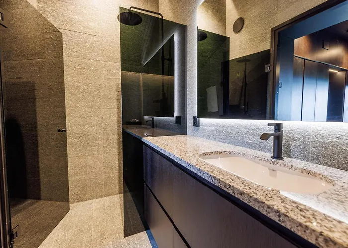 Luxury Utsun Otso Inc Hot Tub *